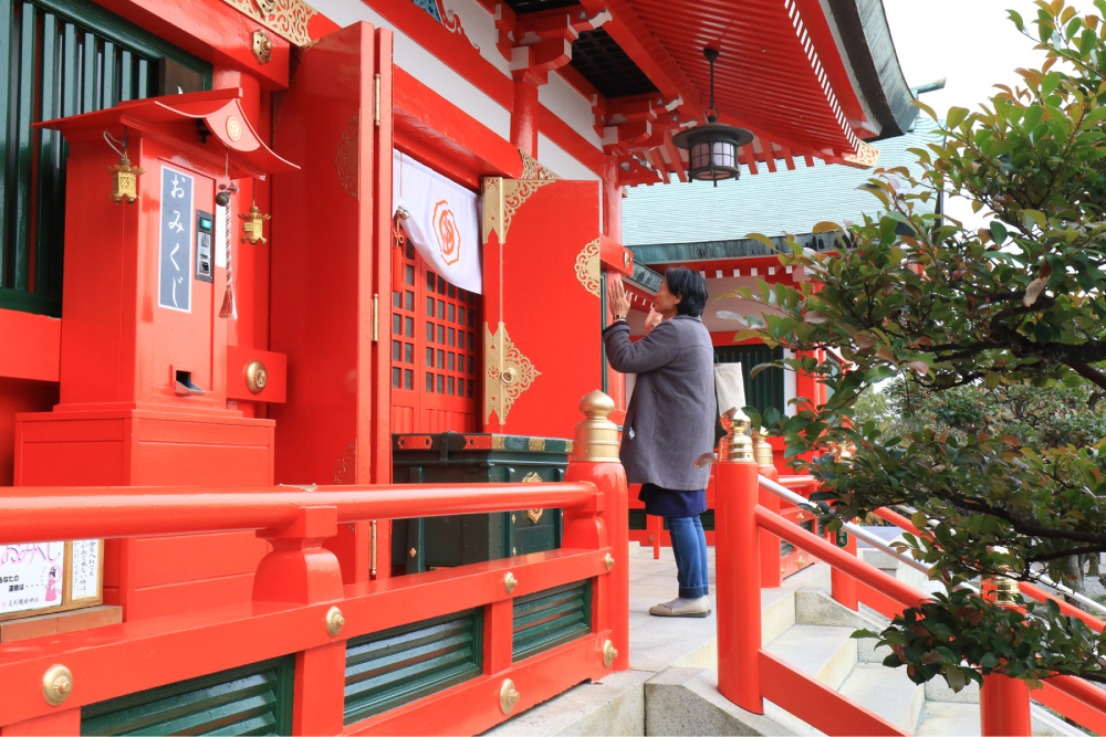 足利織姫神社　思いを込めて.