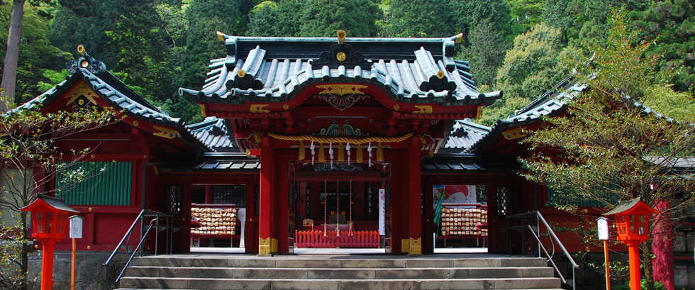 箱根九頭龍神社での月次祭バスツアー