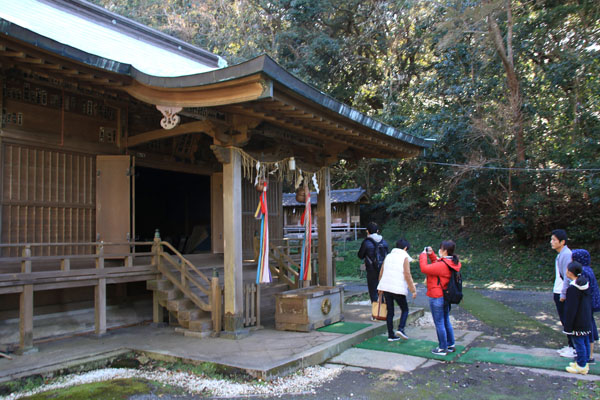 続いて、洲崎神社です。安房の国一宮です。海からのパワーを直接受けてる神社です。