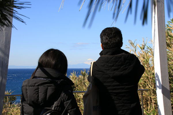 富士山遥拝所もこの日みたいな晴天だと見事ですね。普段はここまで見れないそうです。